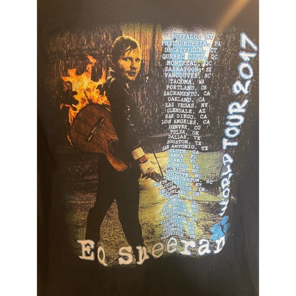Ed Sheeran World Tour Tee MEDIUM Adult Divide 2017 Crewneck Cotton Graphic Band - Picture 4 of 4